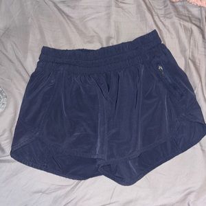 NAVY BLUE TRACKER V SIZE 6